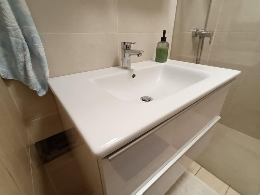 Modernes Apartment In Wien Eksteriør bilde